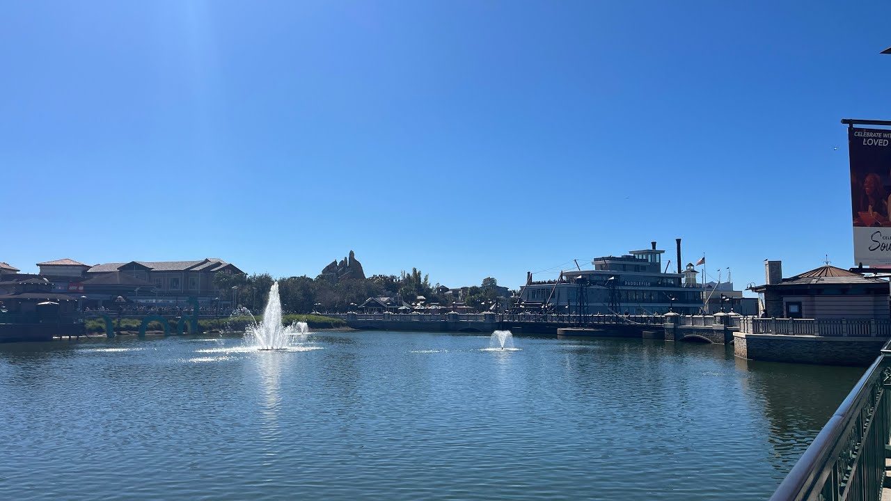 February cookie at Gideons, Resort Hopping, Pizza on the Boardwalk