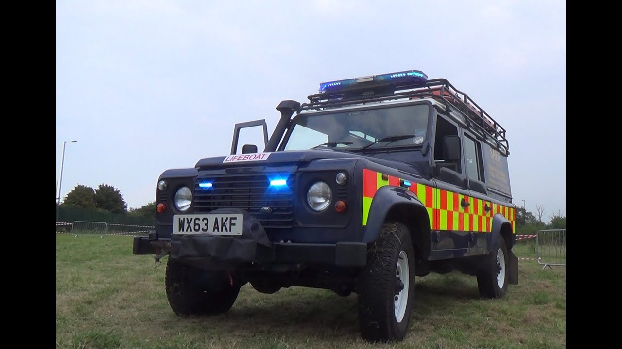 Severn Area Rescue Association - Landrover Defender - Blue light demonstration