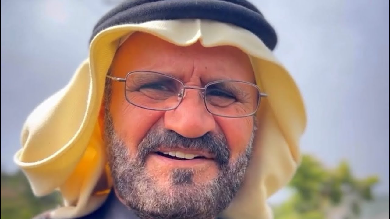 اعطاه الامير مساحة ١٠٠ متر في ١٠٠ متر وهذا اللي سواه في عسير
