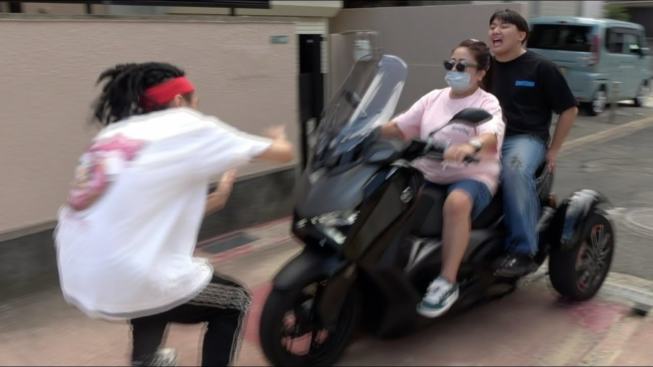 MYの金で買ったバイクでMYに突っ込んでみた【ドッキリ】