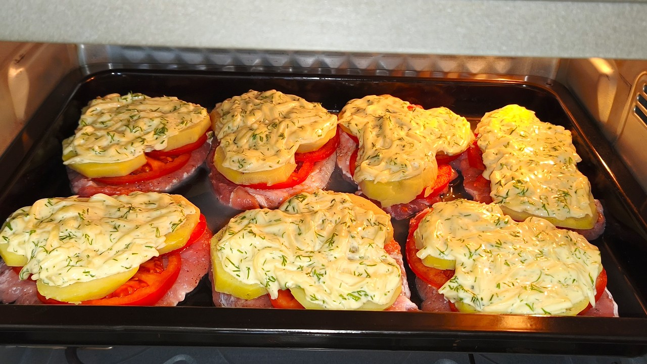 Всегда Готовлю на ПАСХУ Эти Свиные Отбивные! Ох Какая ВКУСНЯТИНА! Мясо Невероятно Сочное и Нежное!