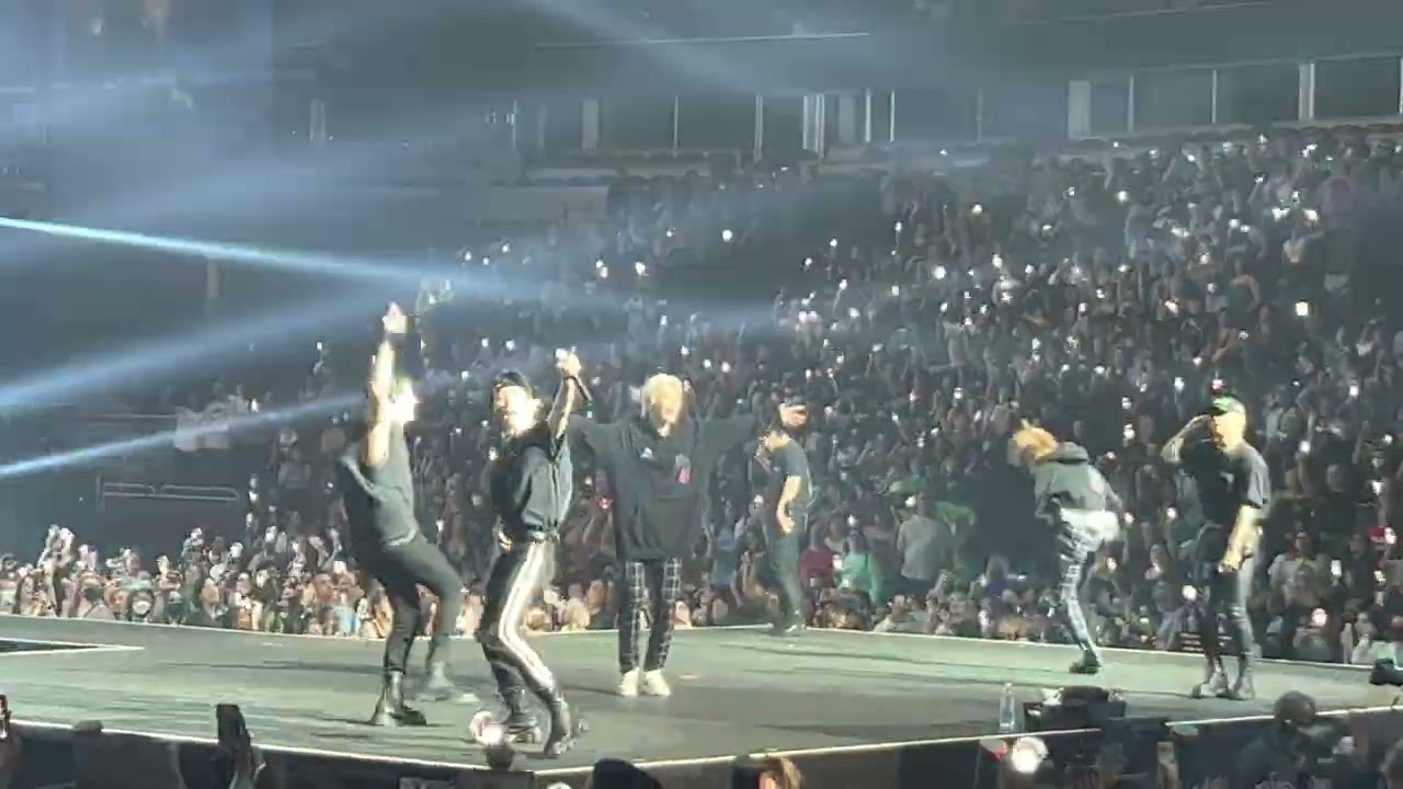 Stray Kids Maniac World Tour In Chicago My Pace, Miroh
