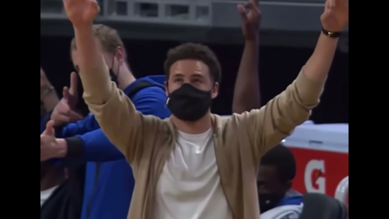 Klay Thompson watching Steph cook right now, pump relocate and three...