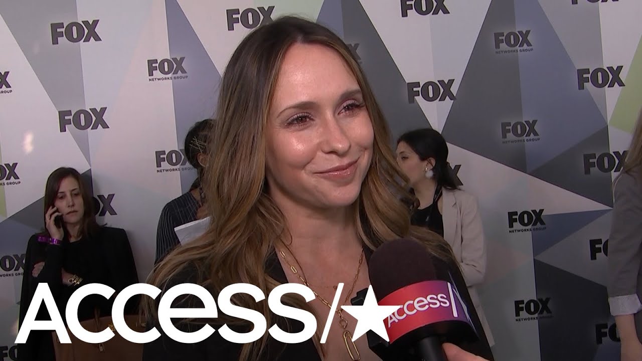 Jennifer Love Hewitt On Joining '9-1-1': 'When Ryan Murphy Calls You, It's Like Santa Calling You!'