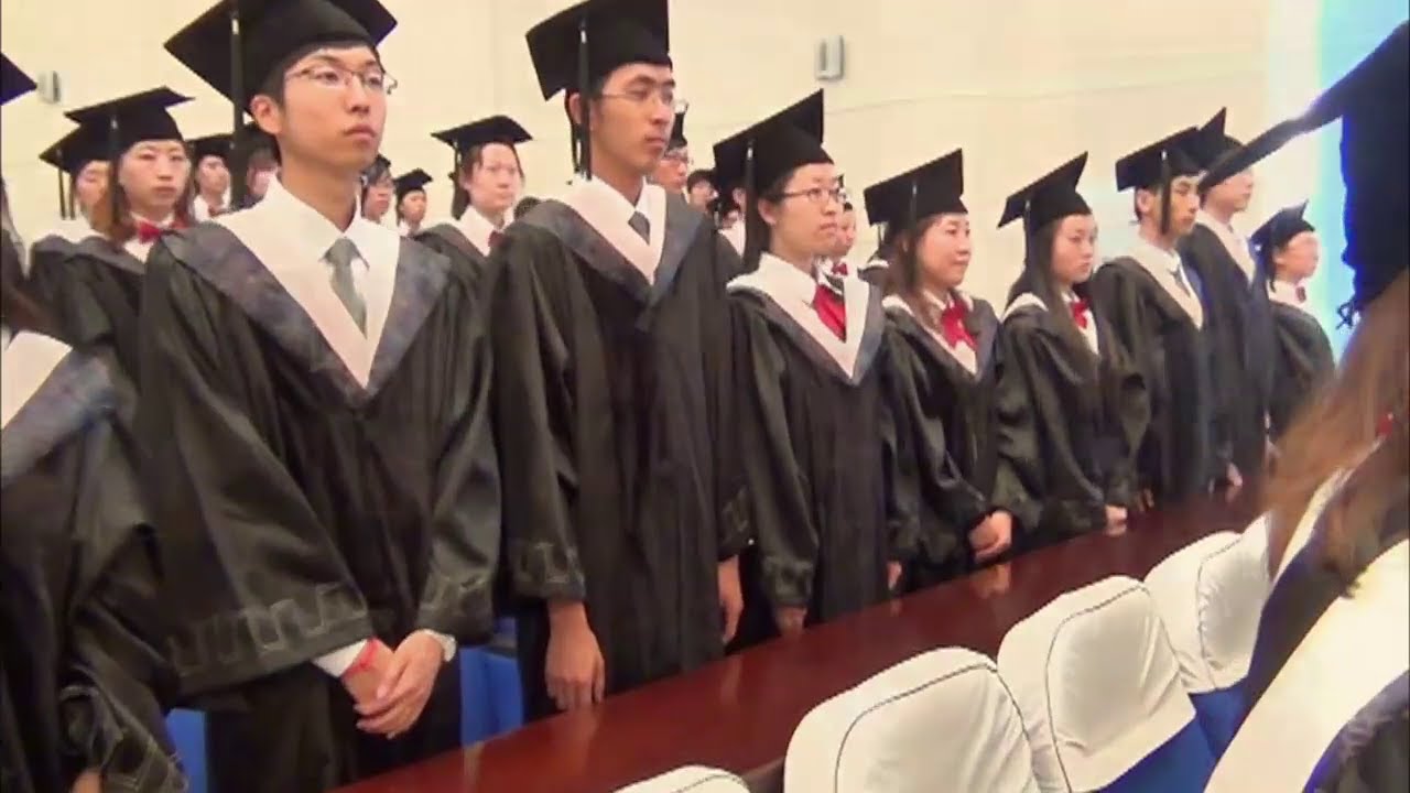 16x9 - Dubious Degree: Worthless diplomas for Chinese students?