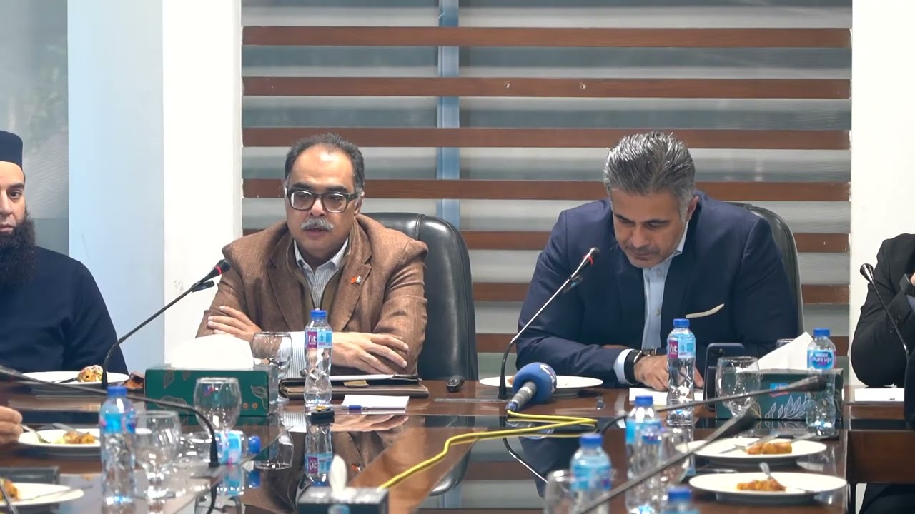 Zafar Masud Leading the Brainstorming Session at BOP–APTMA Get–Together