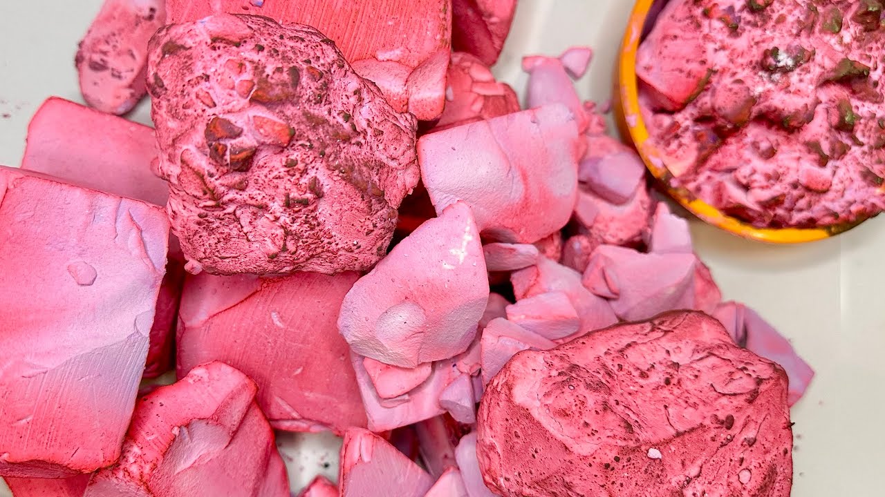 Dyed Gym Chalk and Mini Mud Pie Crush ASMR