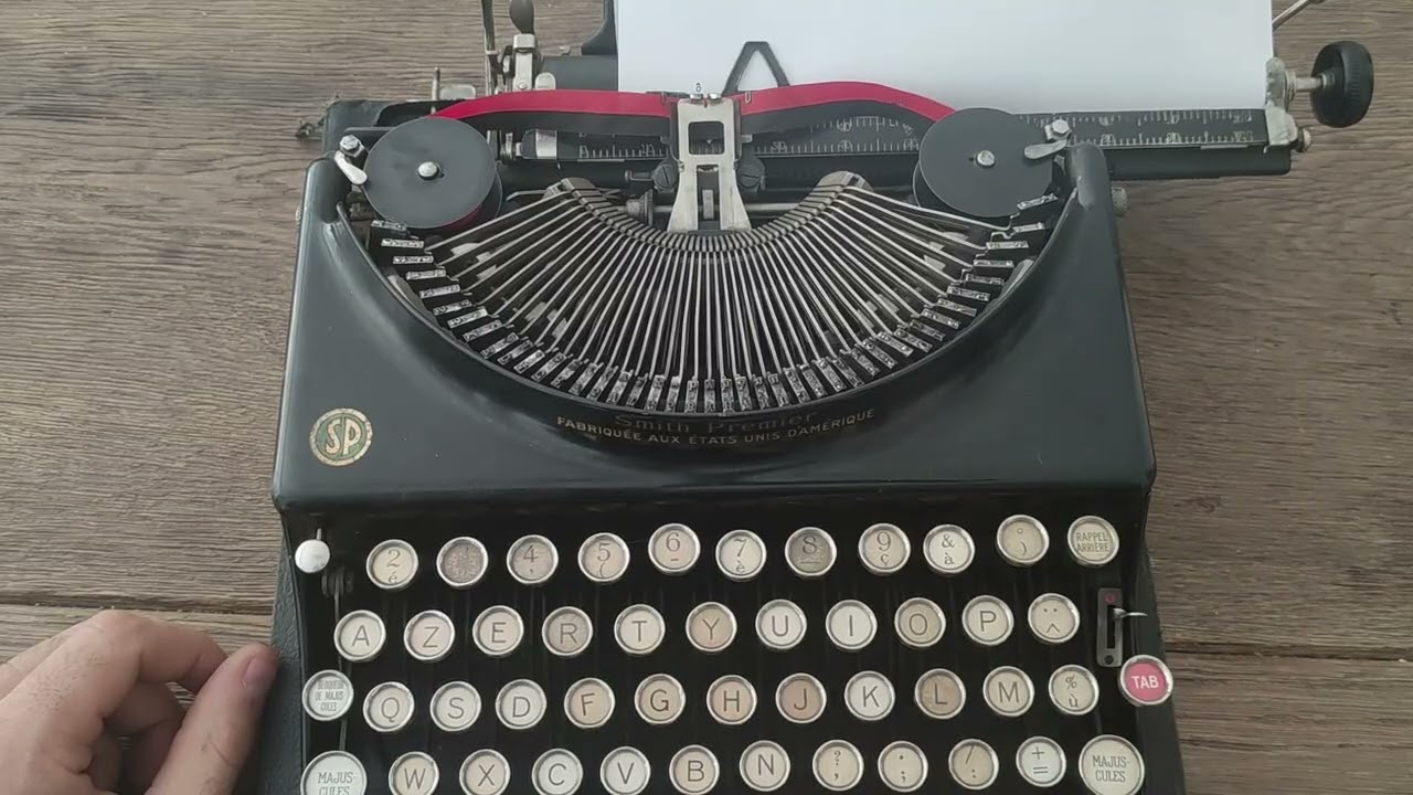 Tutoriel d'utilisation de la machine à écrire Smith Premier