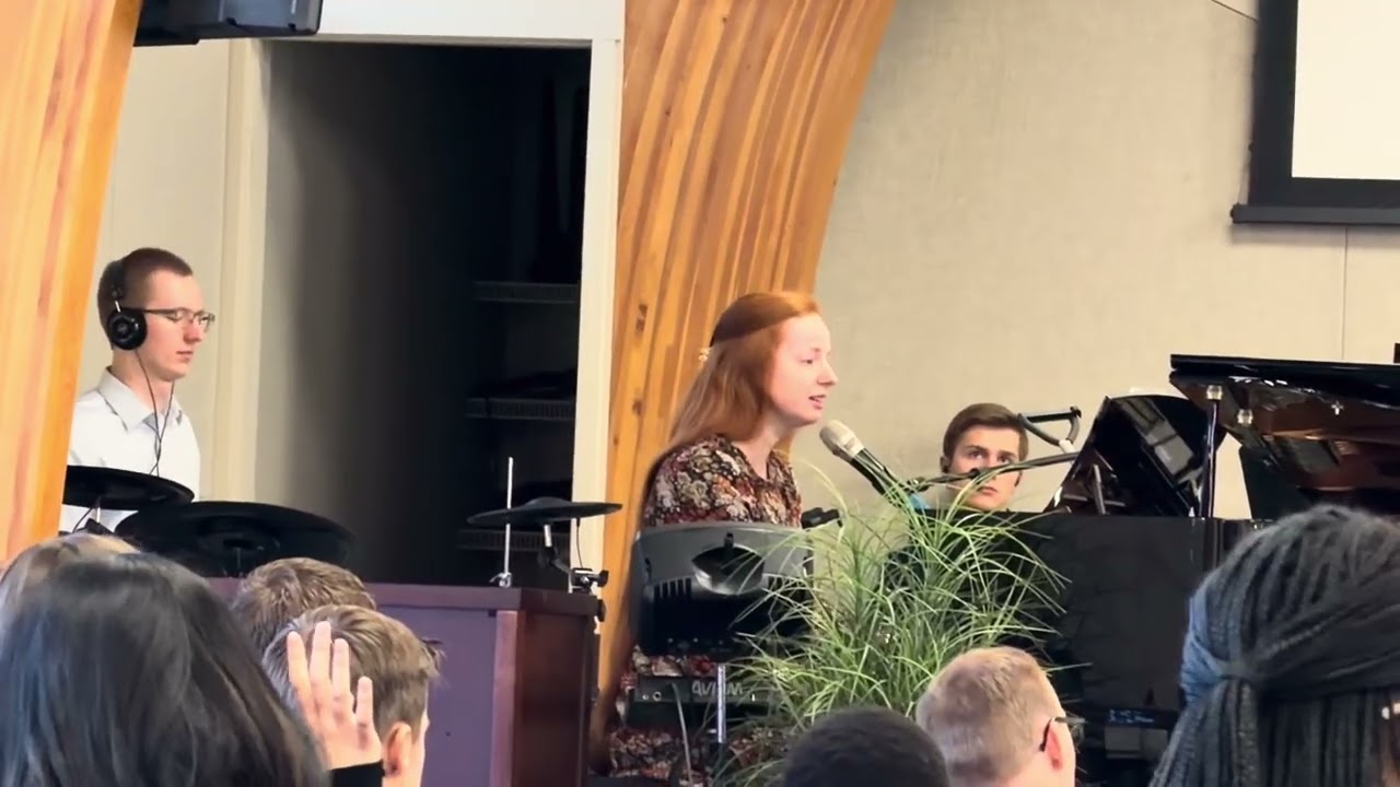 Sis. Julia sings special “Come to the well”