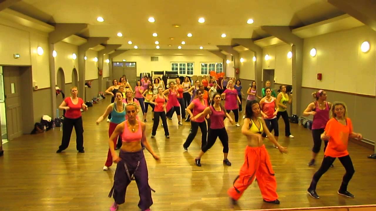 ZUMBA routine - SENORITA (djaka) - celinecoach zumba oise