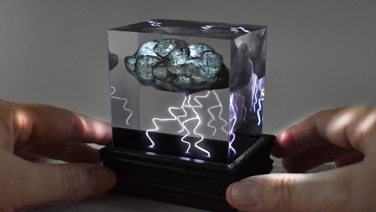 ACTIVE LIGHTNING inside Epoxy Resin! - DIY- Resin Art