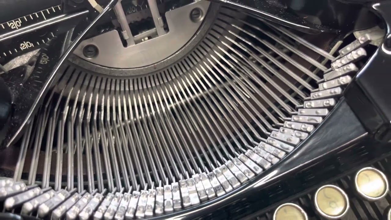 One of the Nicest Royal Model P/O Typewriters that have crossed my desk