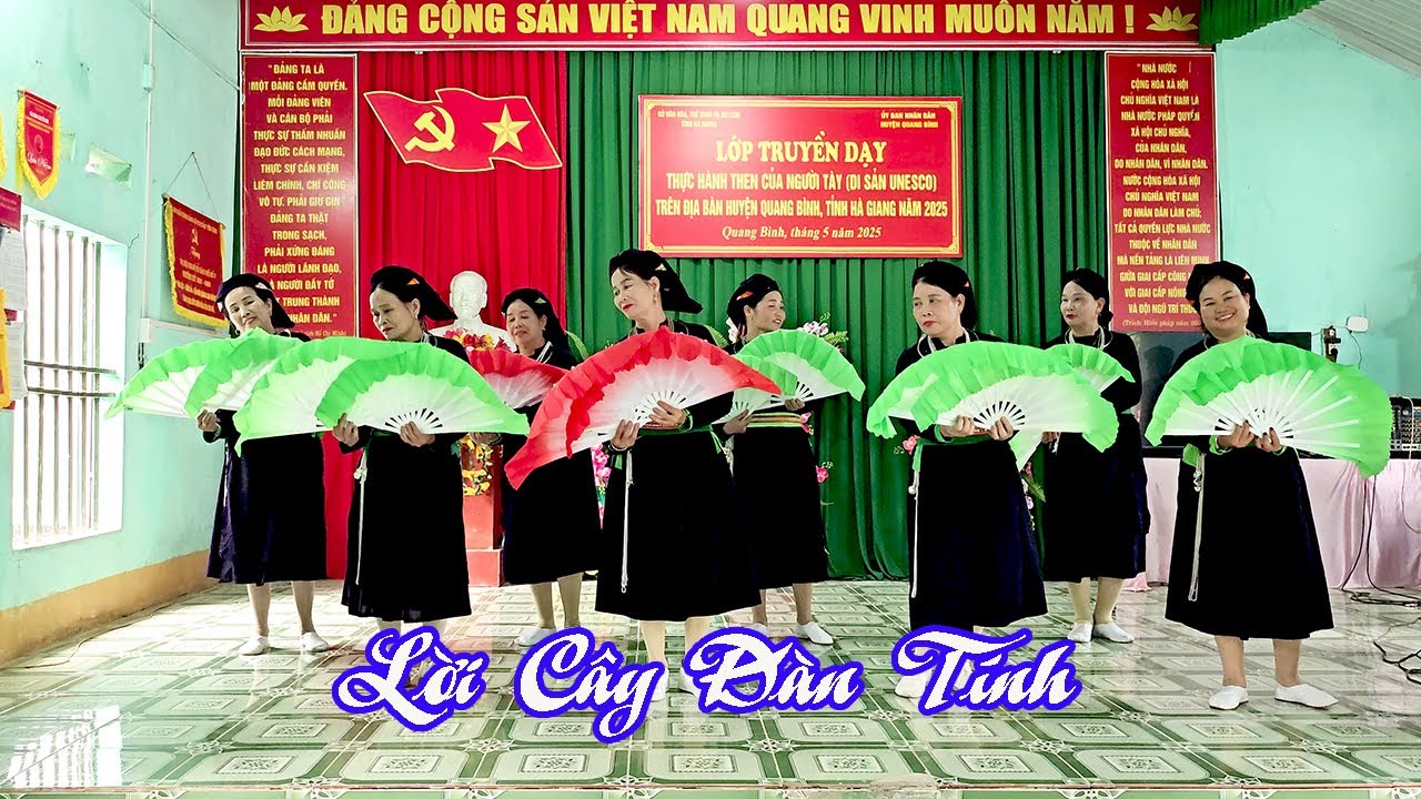 M&uacute;a quạt | Biểu diễn Hội Nghệ nh&acirc;n d&acirc;n gian x&atilde; Xu&acirc;n Giang, Quang B&igrave;nh, H&agrave; Giang | Mường Chang TV