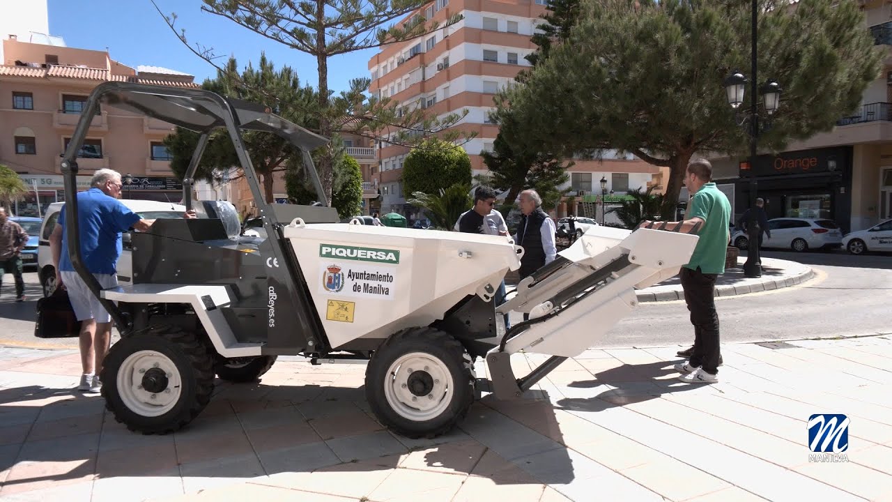 El dúmper adjudicado en diciembre ya trabaja en Parques y Jardines