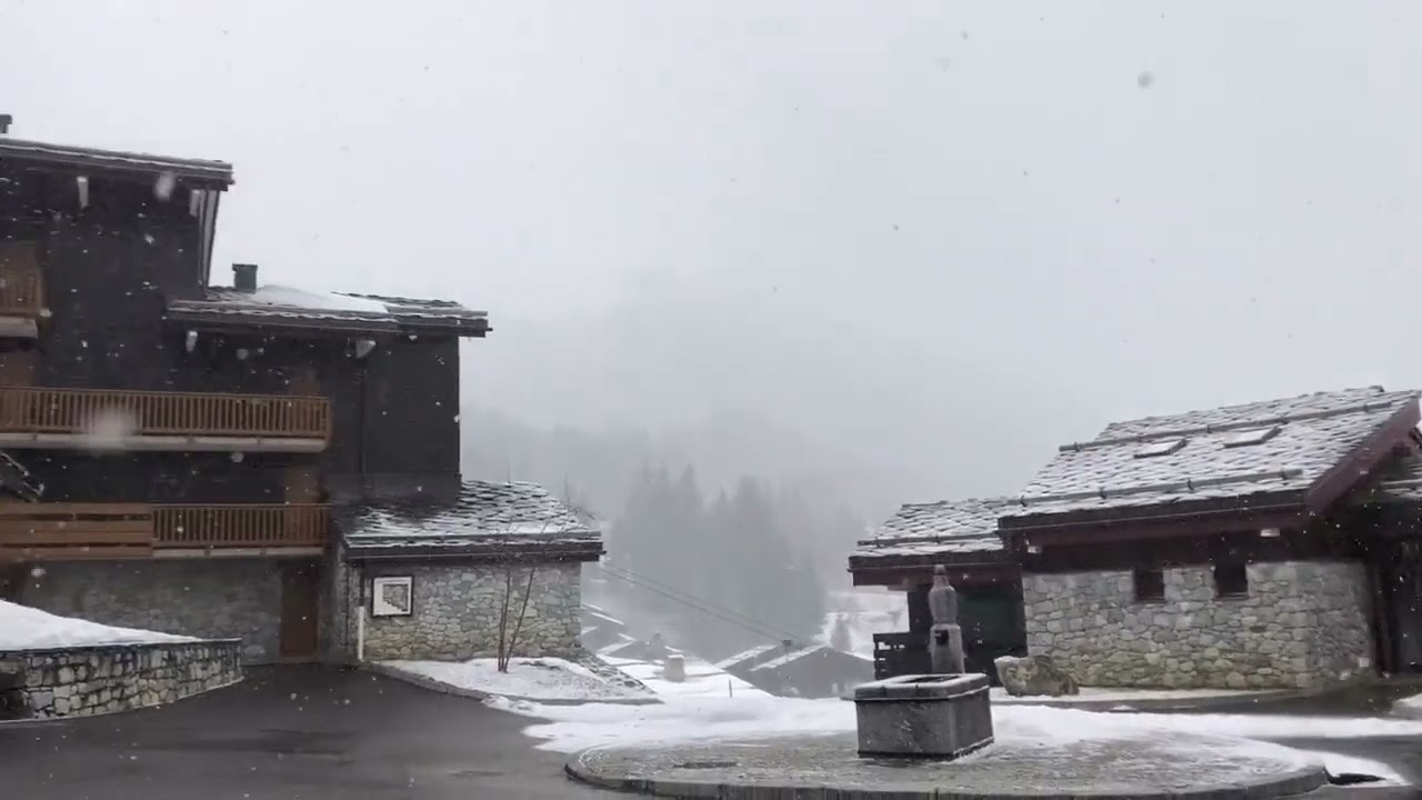 Walking under the snow in beautiful Valmorel #ski #france #valmorel #life #snow #walking