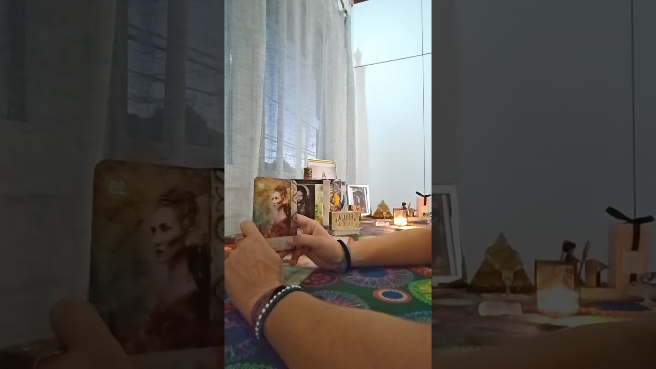 Que le gusta físicamente de mi?..Se pierde en tu mirada,tú cara y tu melena de leona 💞