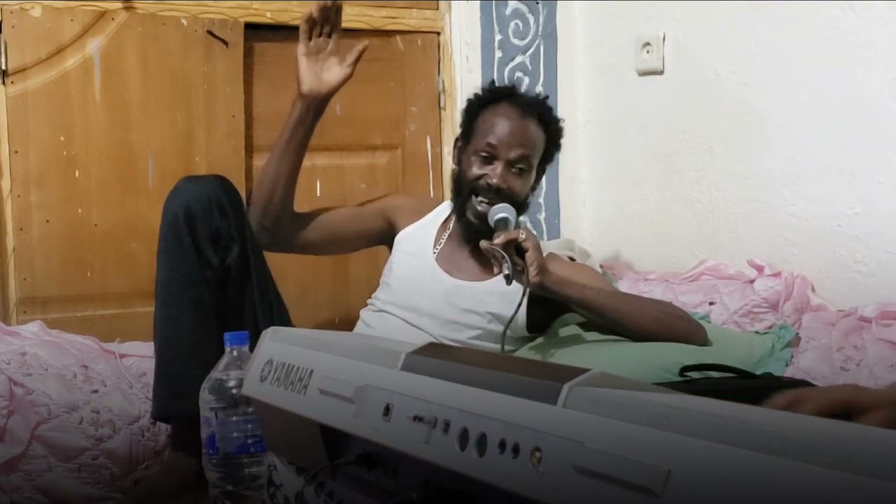 Emaj Idris - Ayy kersikheshu ferekelesh |ኢማጅ ኢድሪስ - አይ ከርሲኸሹ ፈረከሌሽ (HomeMade) Harari Music