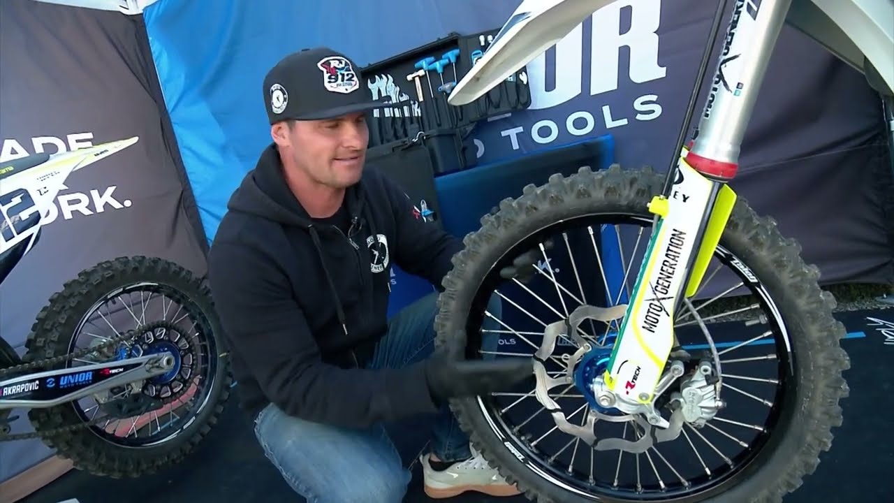 5 Top Tips to Set Up an MX Bike – Changing the Disc