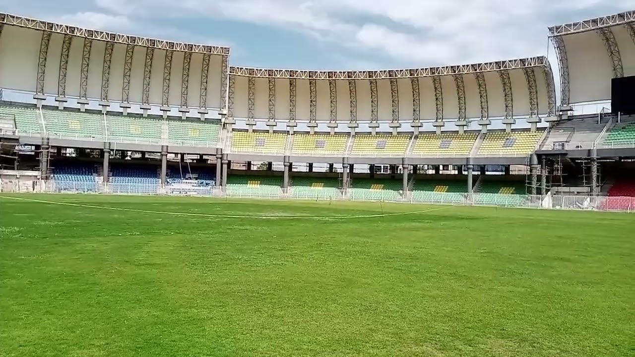 PSL match in Arbab Niaz cricket stadium