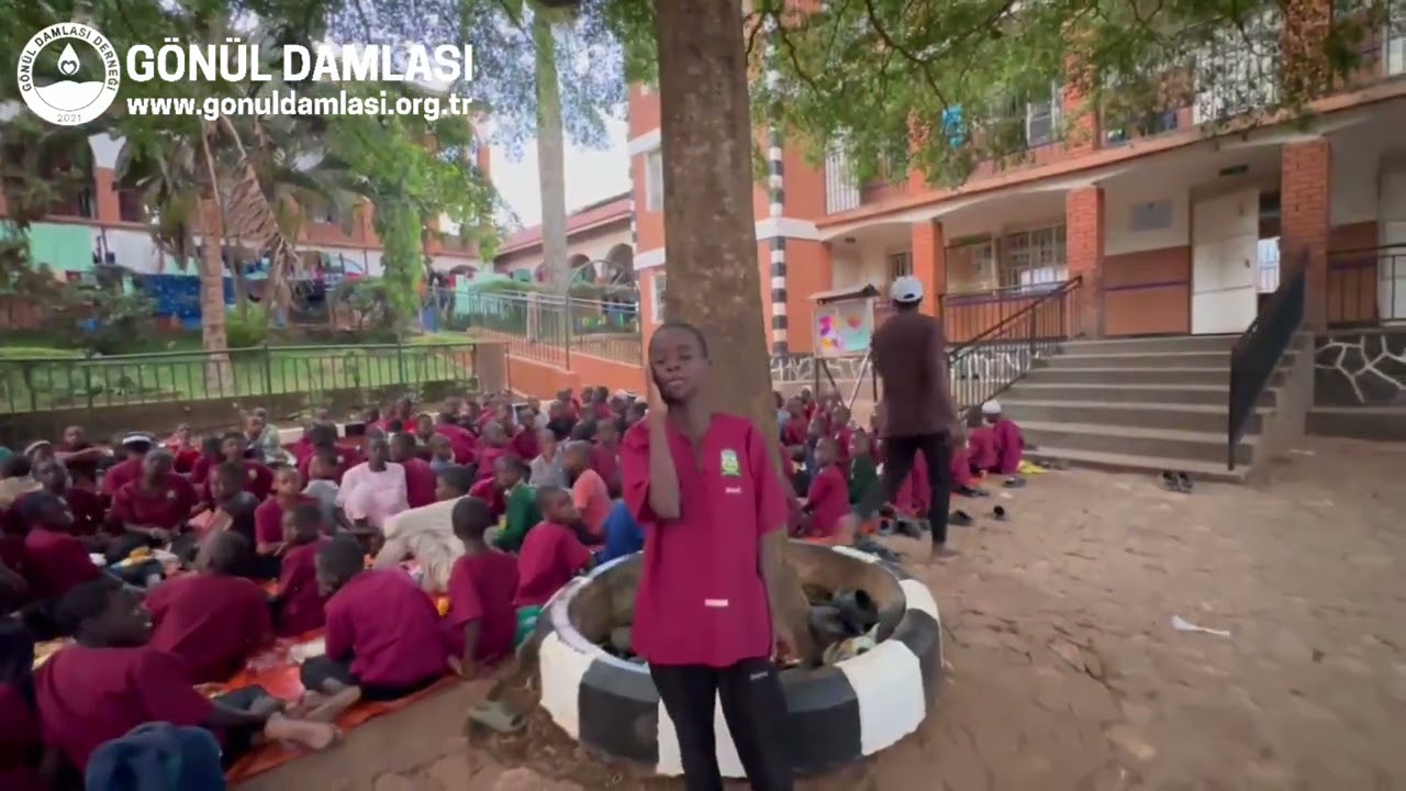 Ramazan Ayının ilk Gününde Uganda'da İftar Sofrası Kurmanın Mutluluğunu Yaşadık