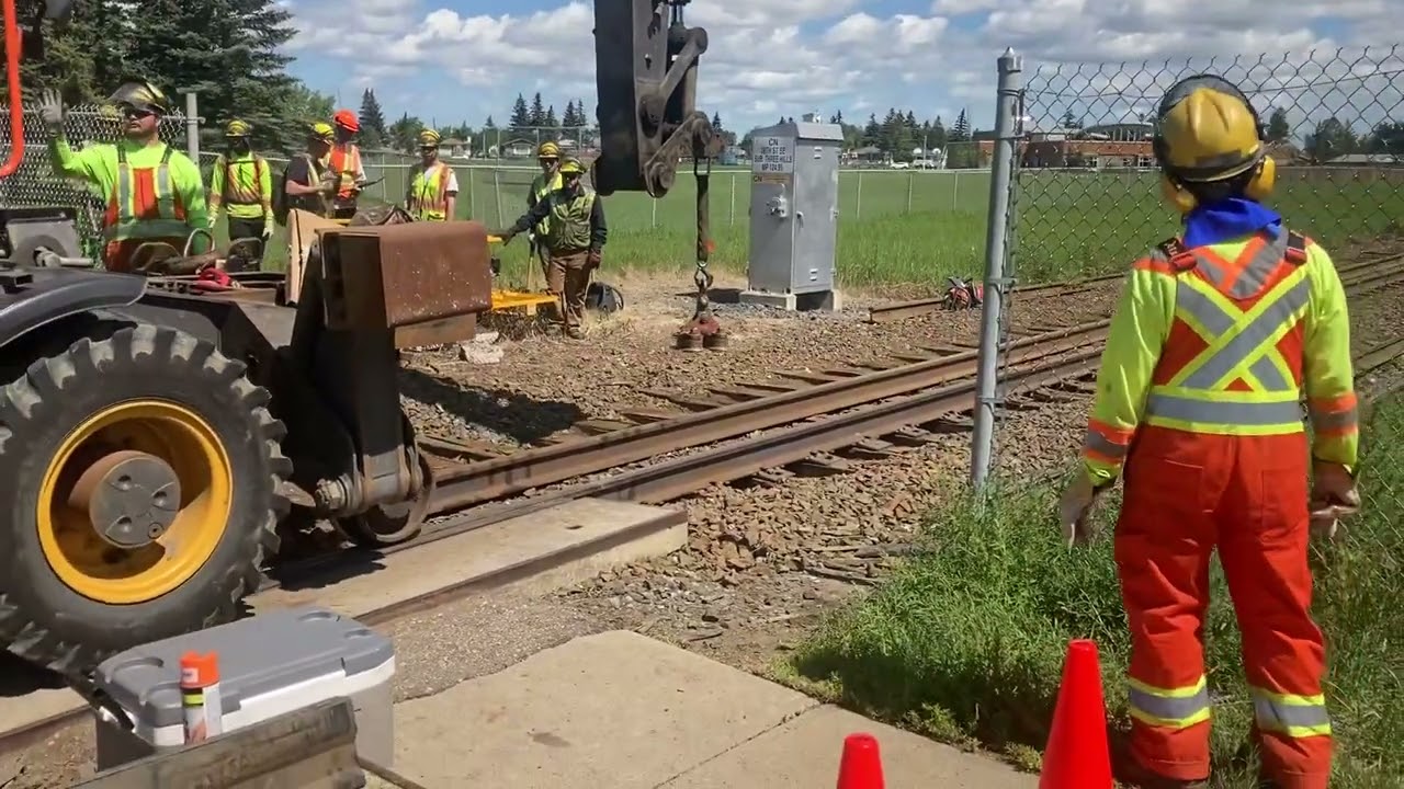 RAILWAY TRUCK REPAIR | Calgary 2023