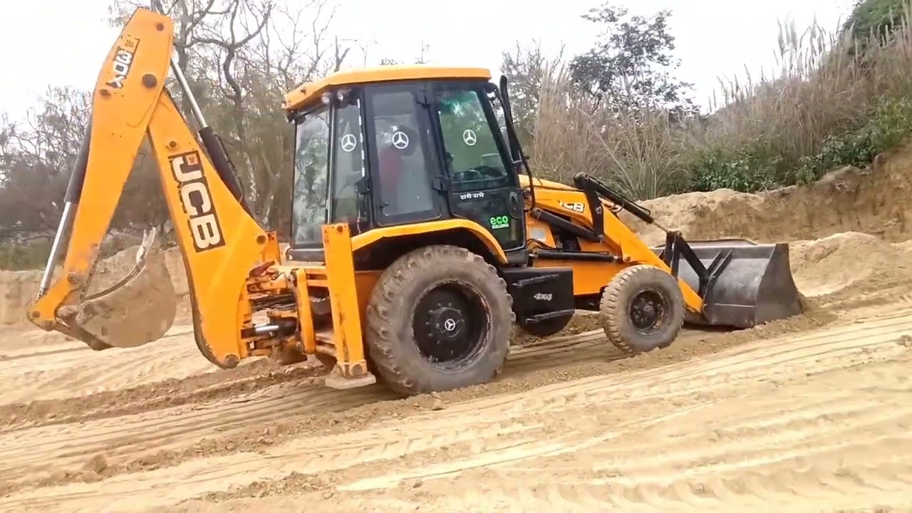 Jcb 3dx and trektar tali loding karti hui