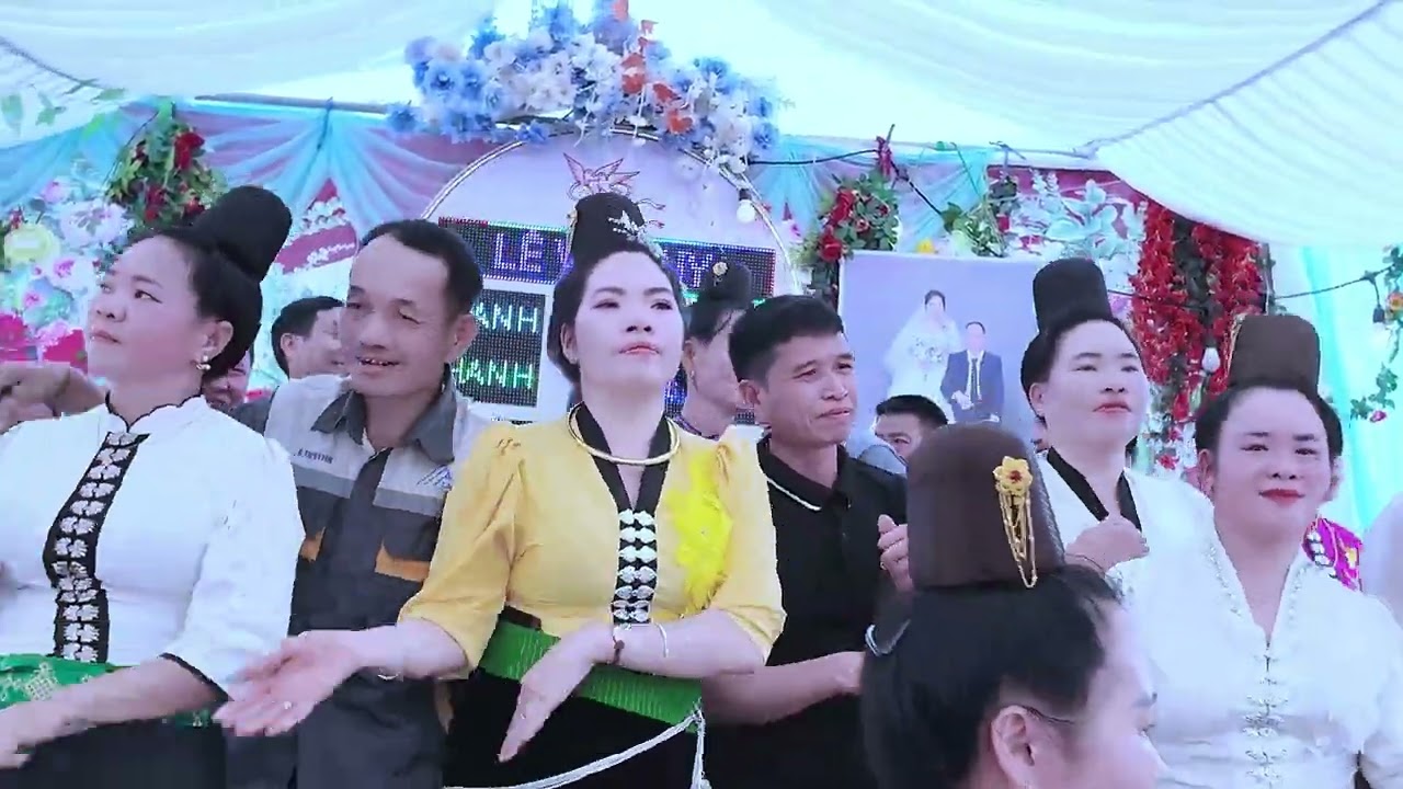 Nhảy sập sàn bản nà cưa mường pia