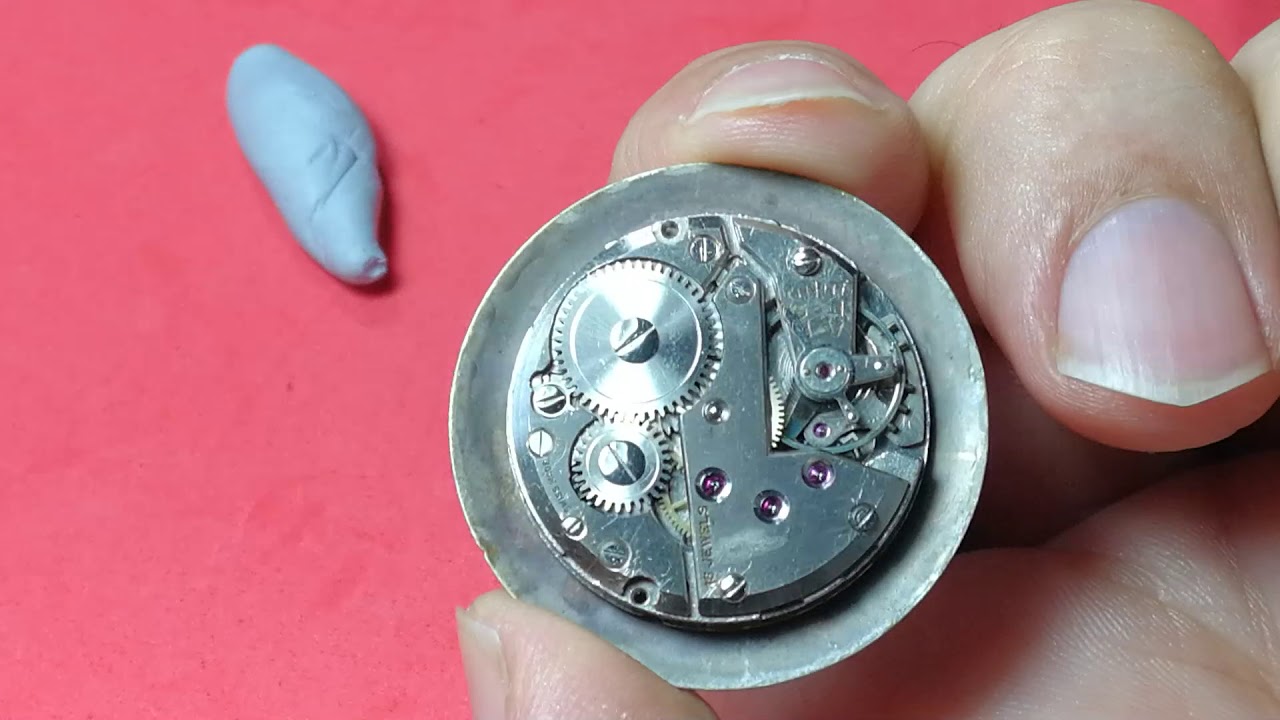 1ª Parte, BATALLO LO INDECIBLE CON UN RELOJ INDOMABLE, MU TRILLOTEAO, UN RELOJ QUE NO QUIERE RENACER