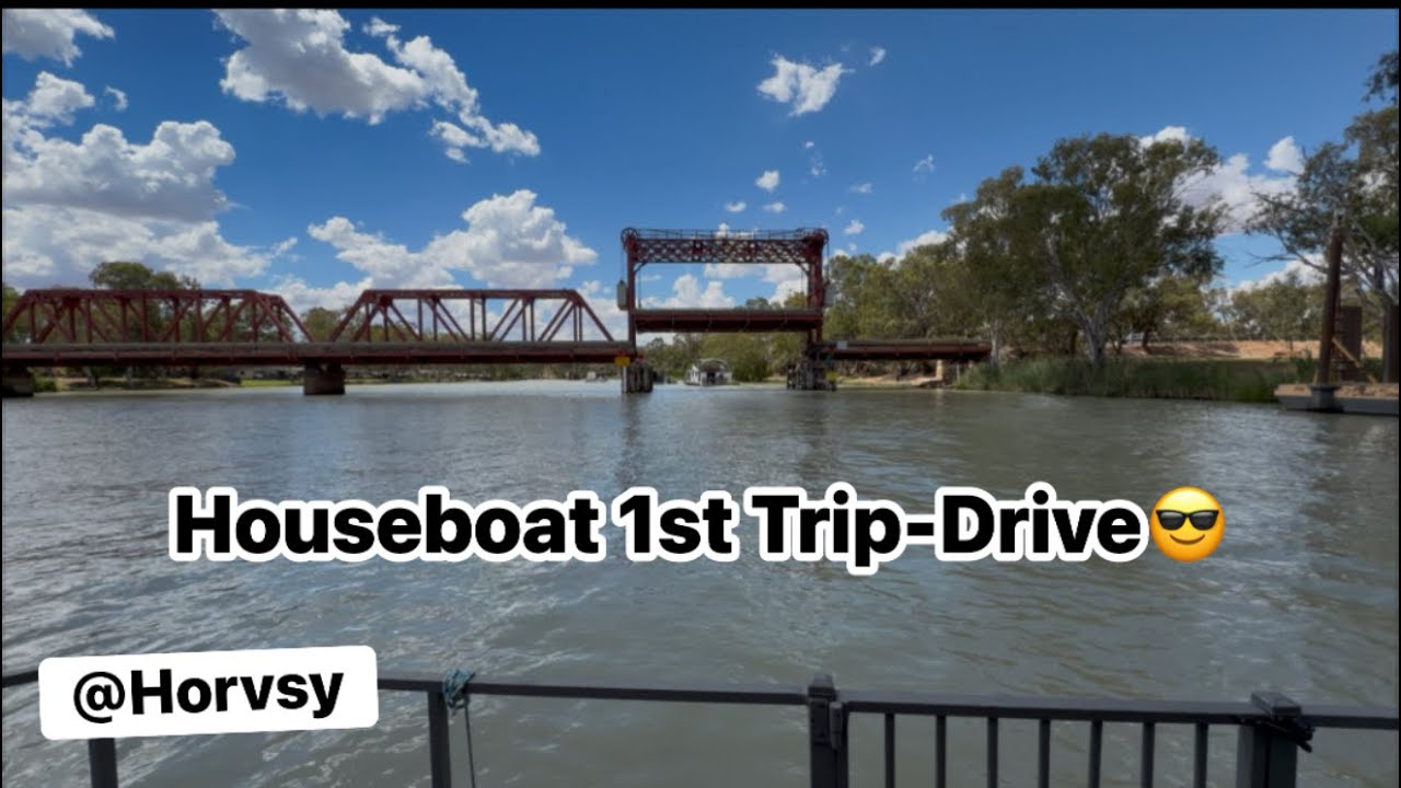 We take our Houseboat project Waterbird on first Trip