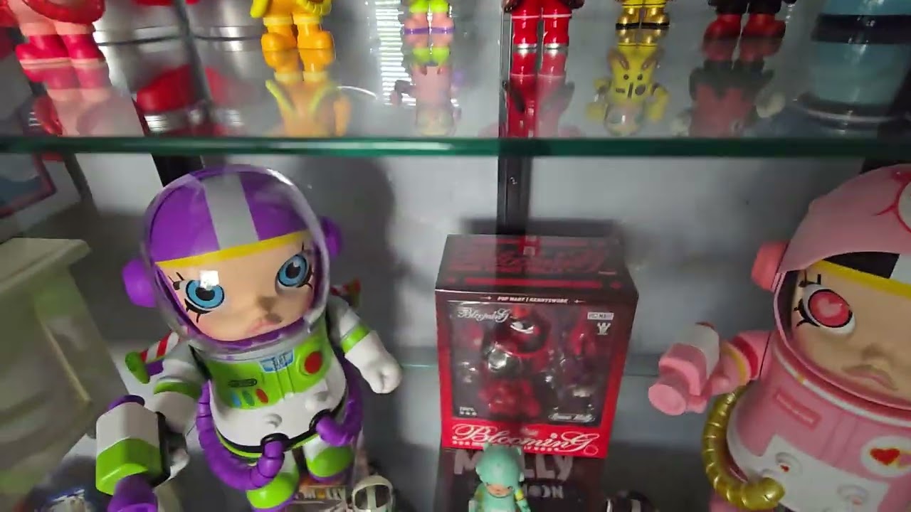 Pop mart Molly collection