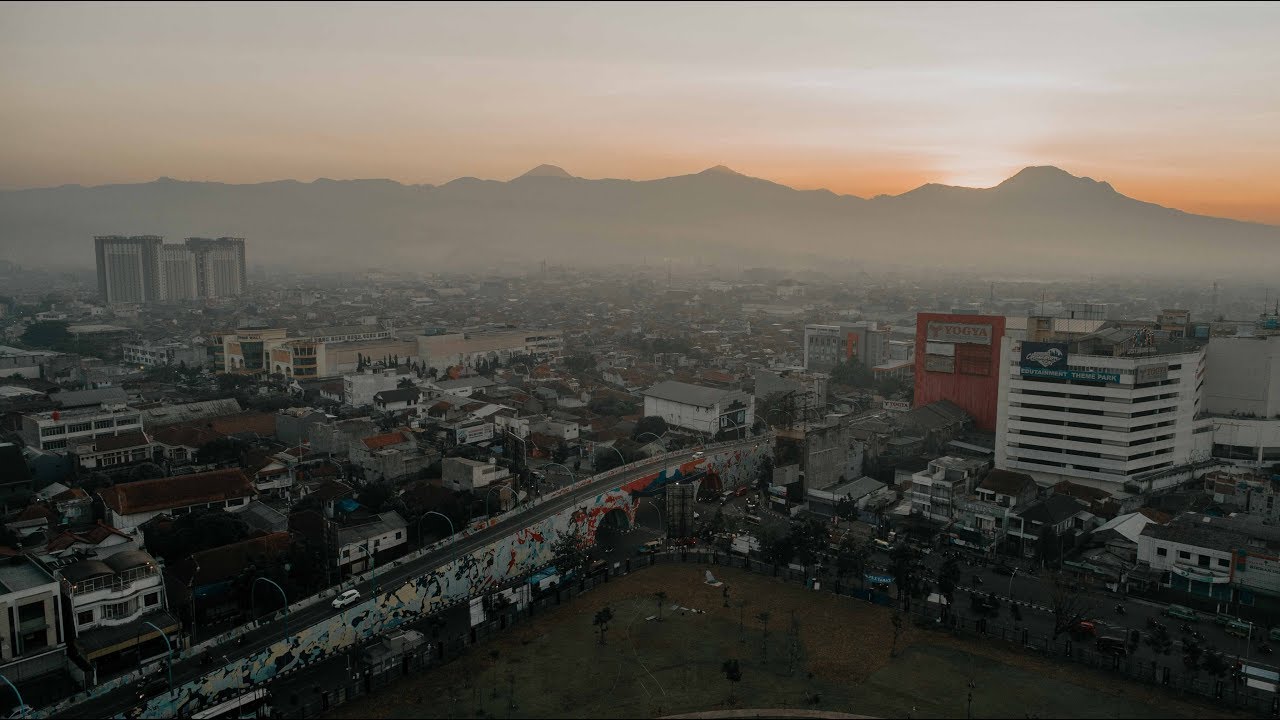 Jembatan Pelangi Antapani - Drone Bandung