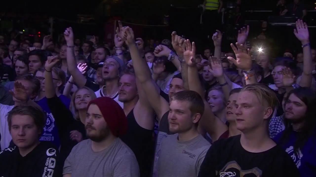 Da Tweekaz Live at The Gathering 2016 (50fps)