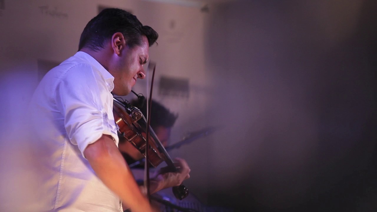 Theologos Michellis - Greek ‘Nisiotiko’ Violin Live Patmos - Θεολογος Μιχελης - Νησιωτικο Βιολι