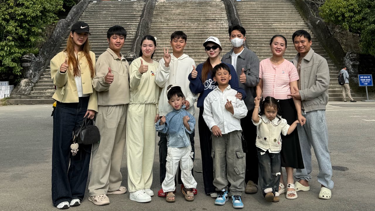 Huế mộng mơ 2 ngày 1 đêm .