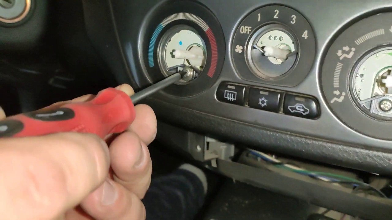 Ремонт троса печки Mitsubishi Lancer 9