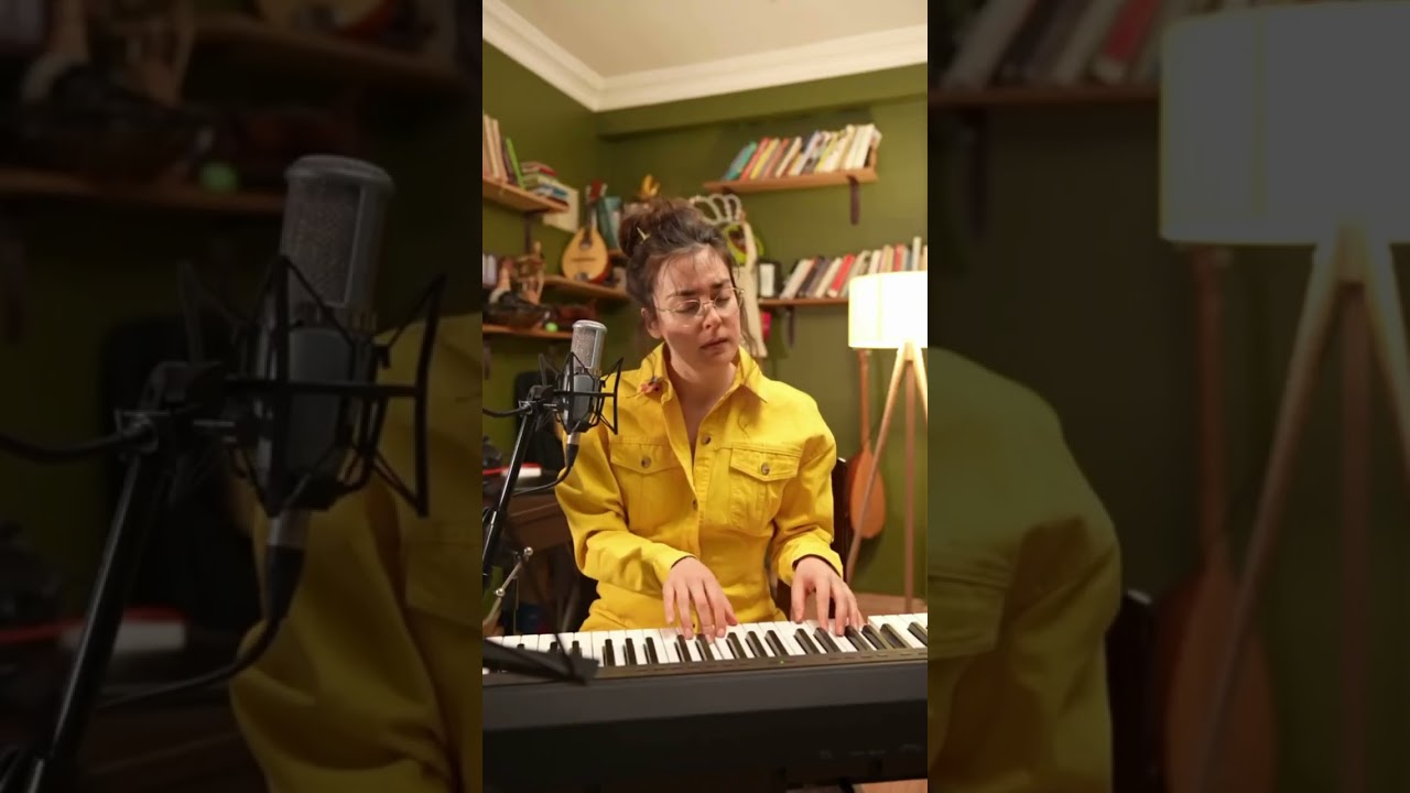 UĞURLAR OLSUN (Selda Bağcan) Cover - Den Ze