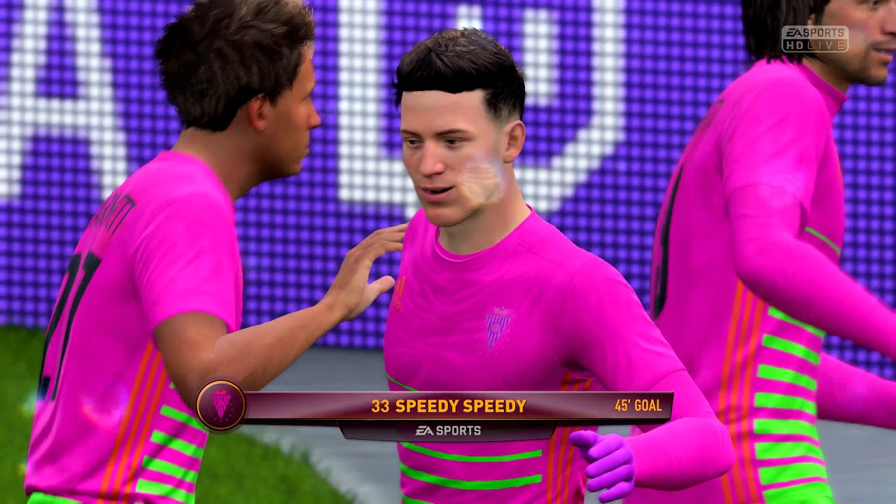FORKING THE GOALIE! - FIFA 18 with The Crew!