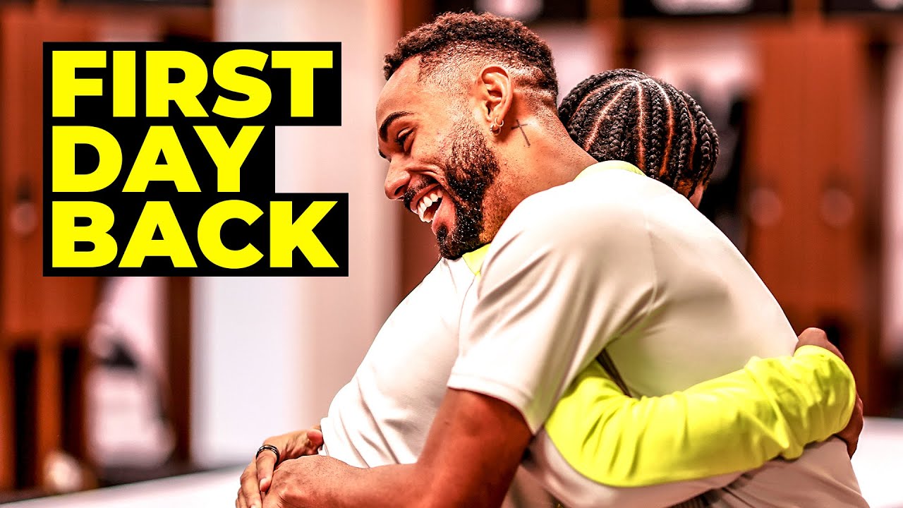 Re-united! | Wolves first-team return for pre-season