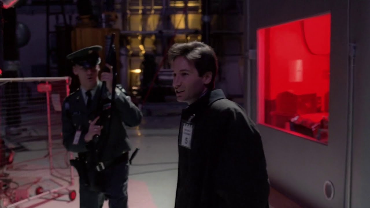 The X-Files - Deep Throat explains to Mulder murder of Grey [1x17 - E.B.E.]