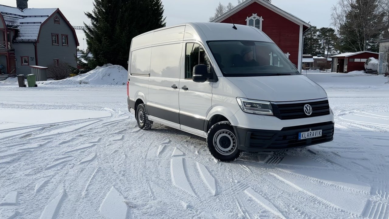 K&ouml;p Sk&aring;pbil Volkswagen Crafter 2.0 TDI p&aring; Klaravik