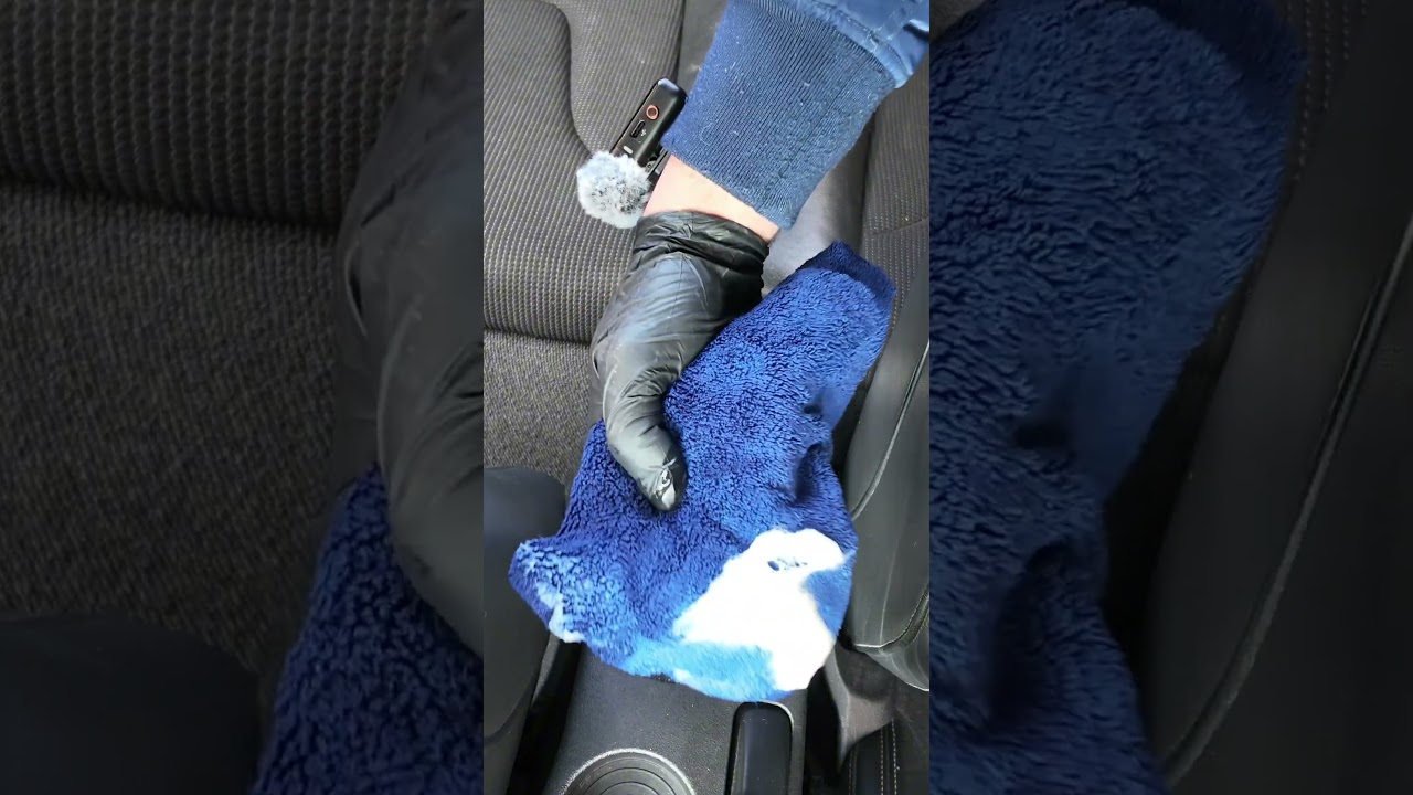 OMNIA 2.0: professional all-surface interior cleaner for plastics, vinyl, rubber and fabric