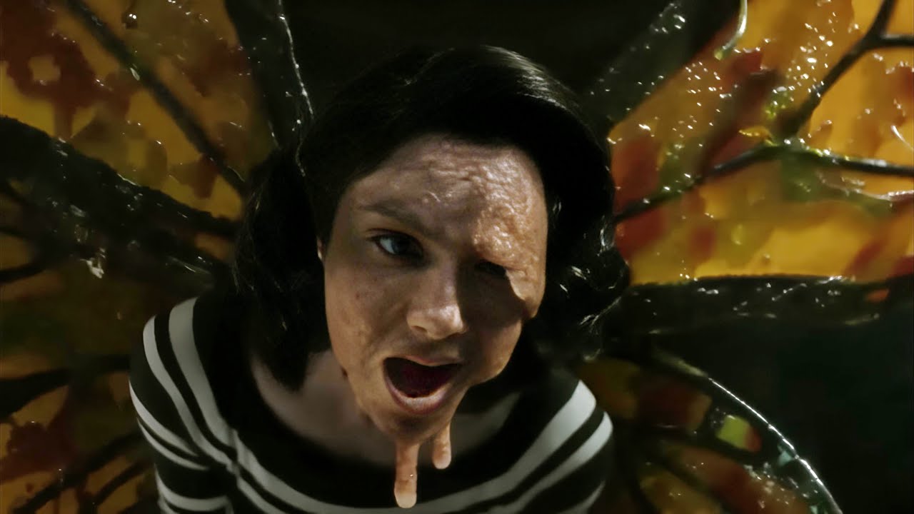 Elasti-Woman (Rita Farr): Powers & Fight Scenes | Doom Patrol