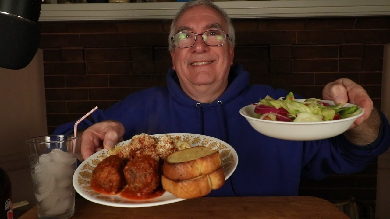 ASMR Spaghetti Dinner Mukbang Whispering