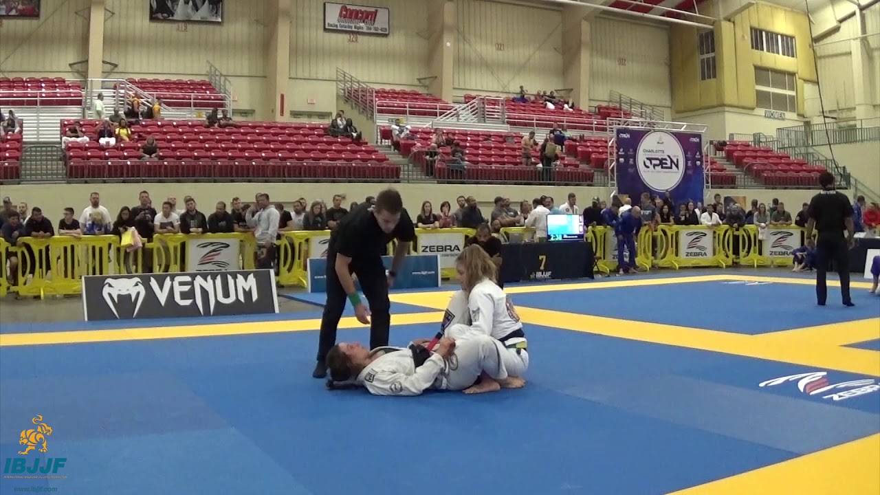 Erin Herle vs Caitlin Huggins / Charlotte Open 2018