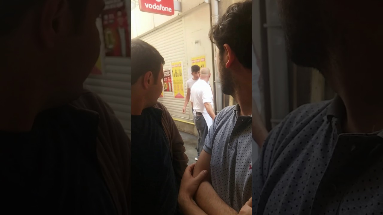 &Ccedil;iğ k&ouml;fteci Ali Usta Kavga Ediyor!!!