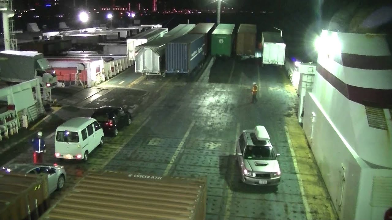 ジャンボフェリー　りつりん2　甲板自動車積載