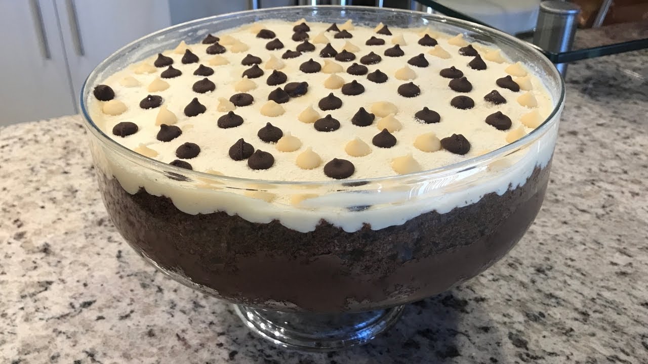 Bolo de Chocolate na Taça Com Recheio de Leite Ninho e Brigadeiro | Delícias da Eleni