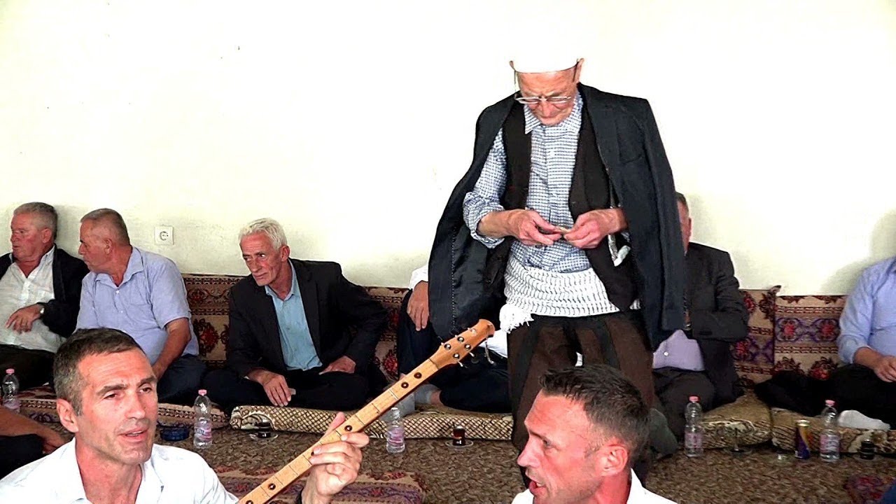 XHAVIT VITIA ME GRUP DISA KENG PATRIOTIKE NE DRENOVC TE ALI KRASNIQI