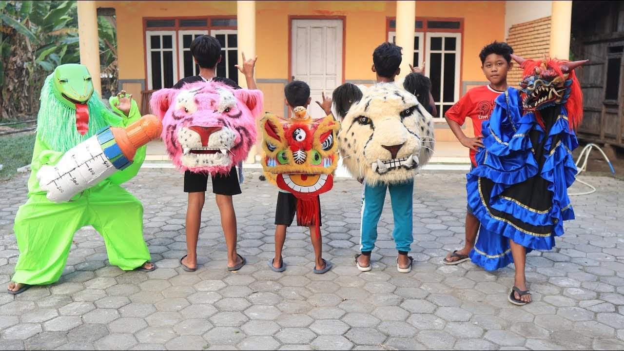 H Nadin And Friend MENEMUKAN DOT RAKSASA BISA MERUBAH JADI BARONGAN BARONGSAI SAPI DEVIL