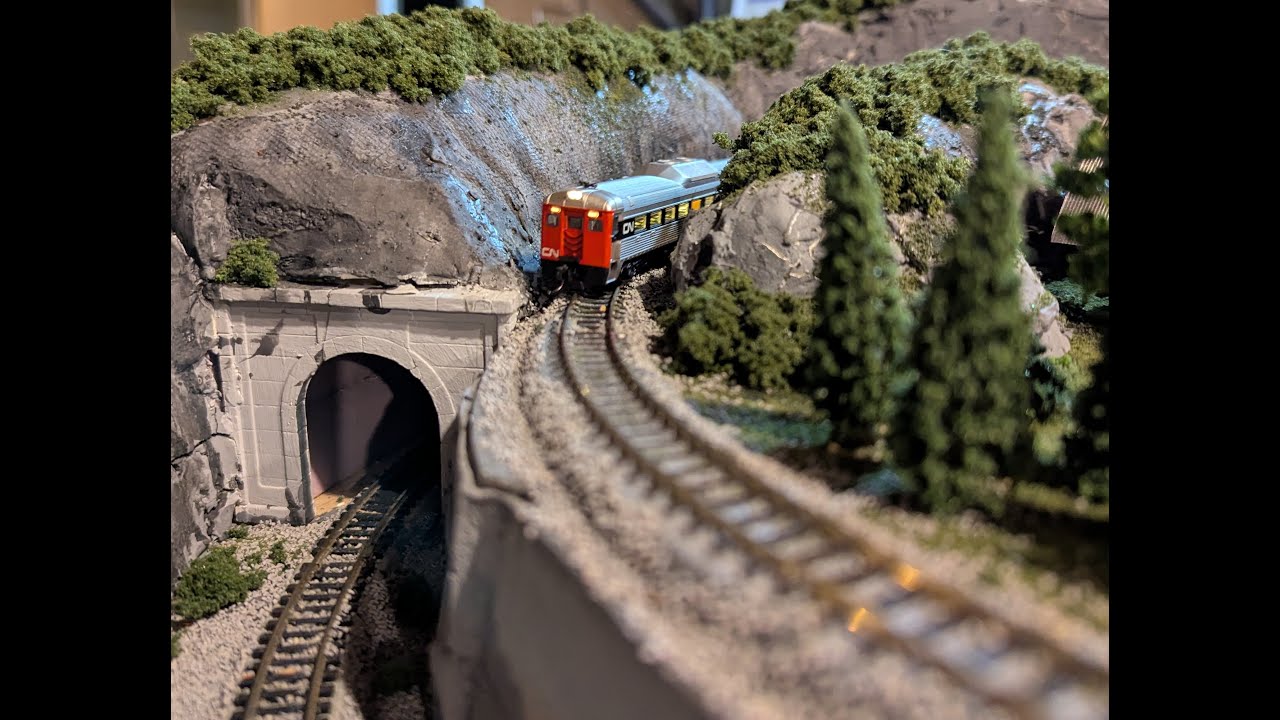 Saturday Night rails! Running trains & chatting on the N scale layout!